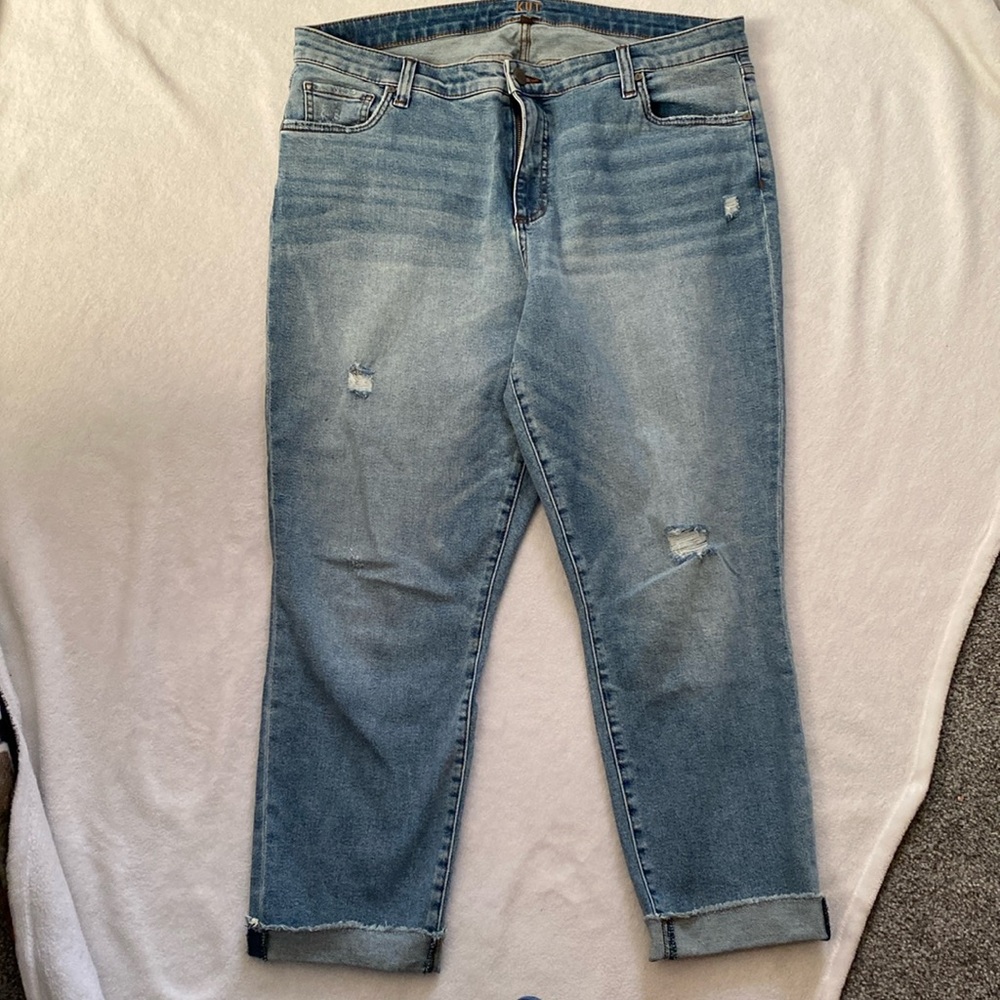 KUT bluejean crop straight leg, size 18W. KUT FROM THE KLOTH . 5 pockets